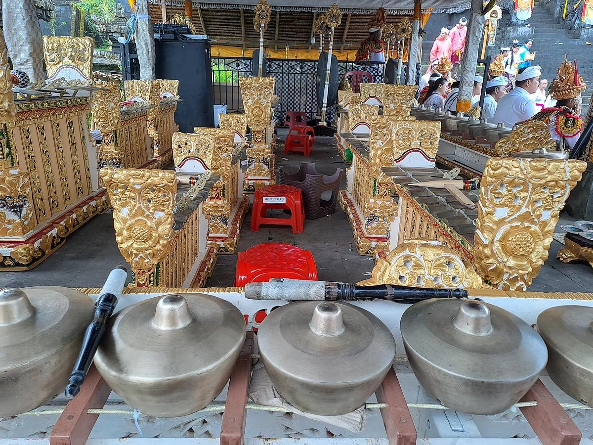 Thai localization in production